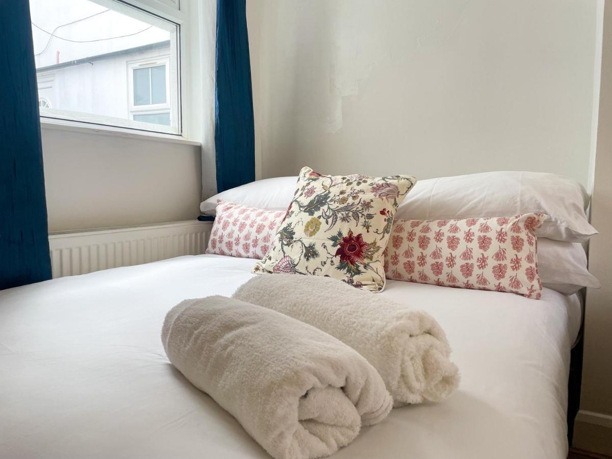 134 Kilburn Road Apartment Londra Dış mekan fotoğraf